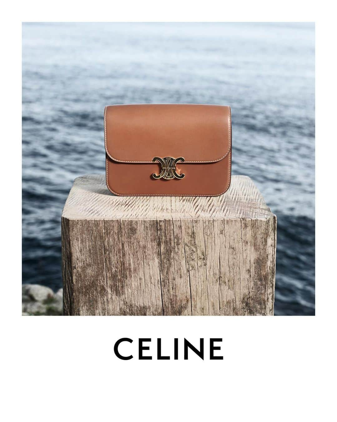 Celineさんのインスタグラム写真 - (CelineInstagram)「CELINE WINTER 20 PART 1 CELINE TRIOMPHE BAG IN NATURAL CALFSKIN   AVAILABLE NOW IN STORE AND AT CELINE.COM   #CELINETRIOMPHE  #CELINEBYHEDISLIMANE」7月9日 16時57分 - celine