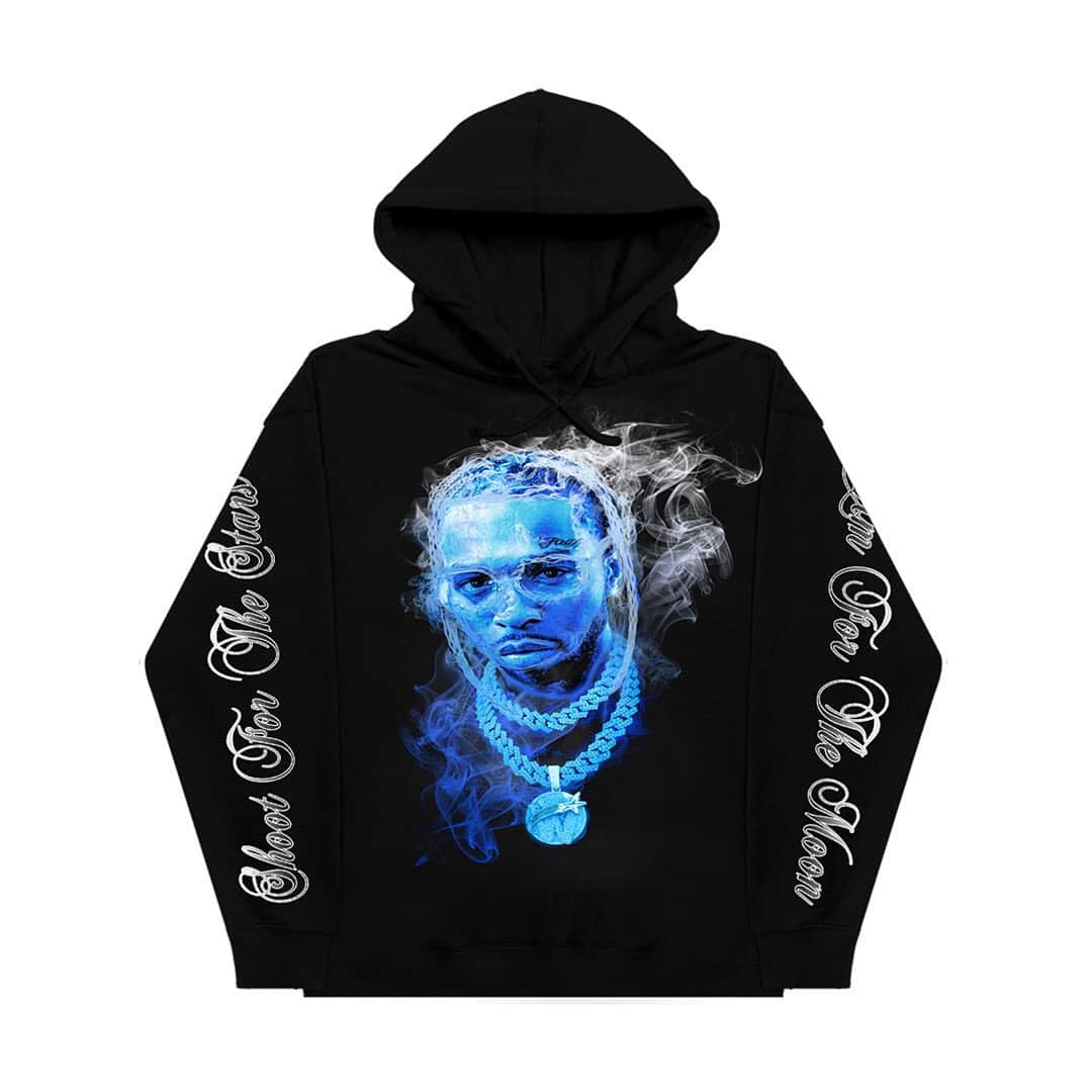 HYPEBEASTさんのインスタグラム写真 - (HYPEBEASTInstagram)「@hypebeaststyle: @murderbravado’s @whodecideswar label has issued a new capsule of merch for late rapper Pop Smoke‘s posthumous ‘Shoot For The Stars, Aim For The Moon’ album. Swipe to check out the graphic lineup of hoodies and T-shirts. All of the items are available now at Pop Smoke’s web store, with all of the proceeds benefiting the rapper’s charitable @shootforthestars foundation.⁠⠀ Photo: WHO DECIDES WAR」7月9日 17時07分 - hypebeast