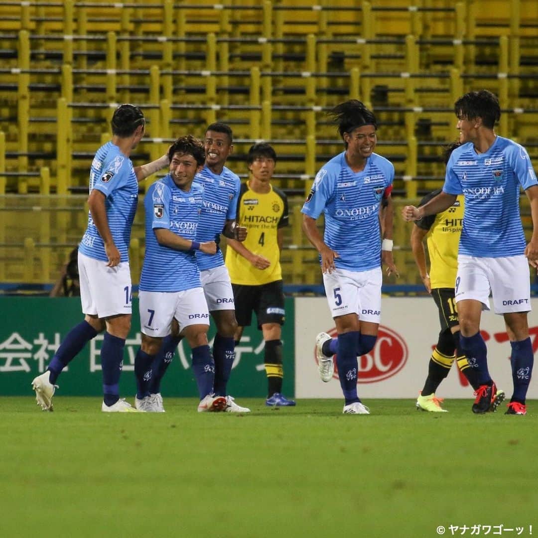 松浦拓弥さんのインスタグラム写真 - (松浦拓弥Instagram)「Jリーグ再開しました。再開にあたり多くの方々のサポートに感謝しています。 #初勝利#ヤナガワゴーッ#横浜FC#感謝」7月9日 17時25分 - matsu111111