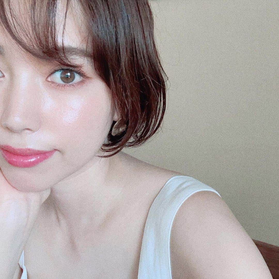 佐藤優里亜さんのインスタグラム写真 佐藤優里亜instagram 梅雨時はストレート無理だから 取れてもいいから巻き髪 7月9日 17時21分 Yuriang