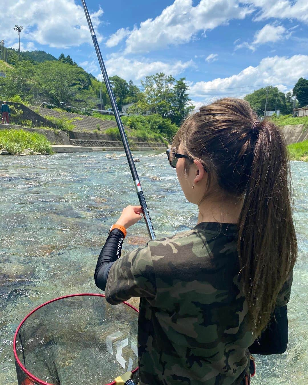 宮田亜夢さんのインスタグラム写真 - (宮田亜夢Instagram)「そろそろこの天気戻ってきて下さい……﻿ ﻿ ﻿ ﻿ ﻿ ﻿ ﻿ #鮎釣り﻿ #友釣り﻿ #ライトスタイル﻿ #ダイワ ﻿ #DAIWA ﻿ #宮田亜夢﻿ #釣り﻿ #fishing﻿ #川」7月9日 17時27分 - ayu_9992_