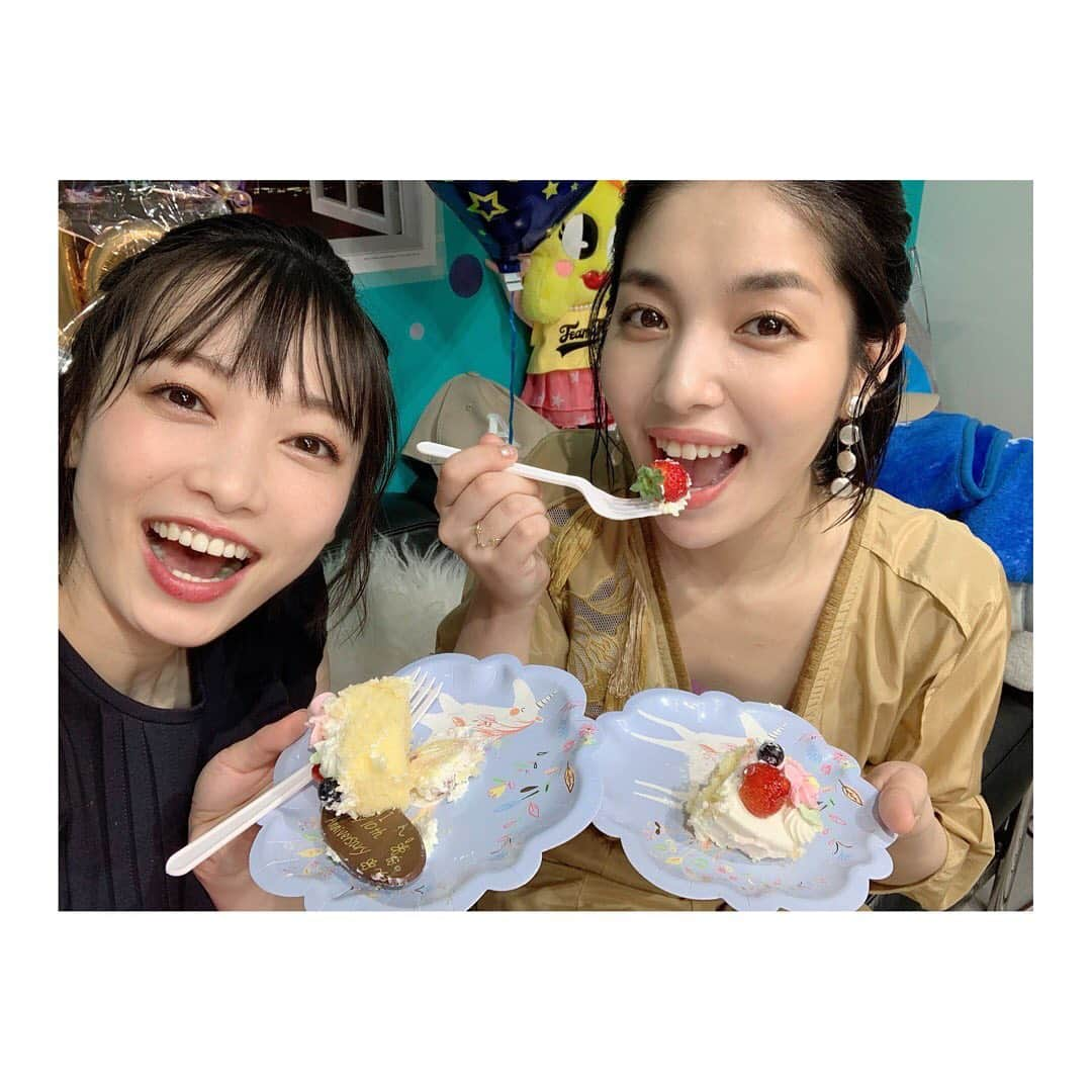 城南海さんのインスタグラム写真 - (城南海Instagram)「❤️️🎂👭🏻🎊🎋 ・ ・ #西田あい ちゃん #デビュー10周年おめでとう #ニシアイチャンネル #youtube24時間生配信  #あいは無休で歌う #お邪魔してきました ♡」7月9日 17時49分 - kizukiminami