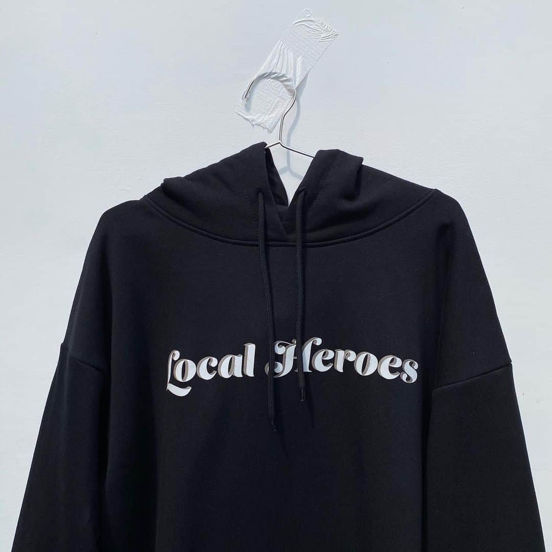 LOCAL HEROESさんのインスタグラム写真 - (LOCAL HEROESInstagram)「Attention please! NEW IN: unisex Caligraphy hoodie ♣️」7月9日 18時11分 - localheroes