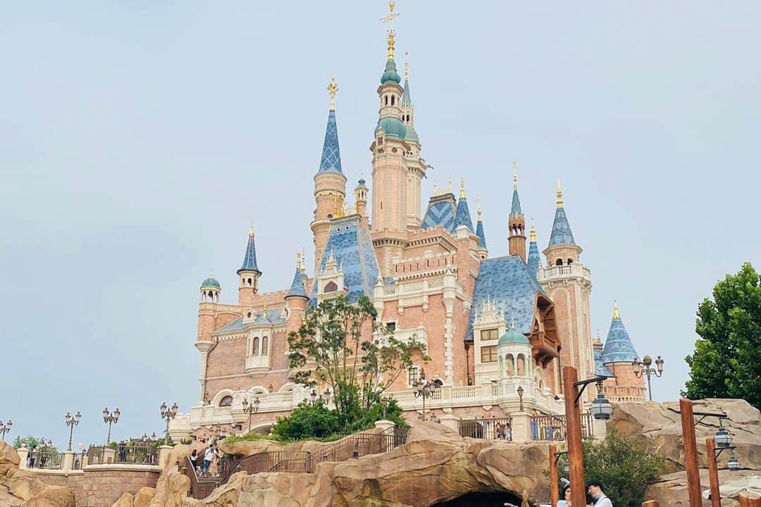 美岐さんのインスタグラム写真 - (美岐Instagram)「Disneyland🎡🧸」7月9日 18時16分 - m.meiqi7