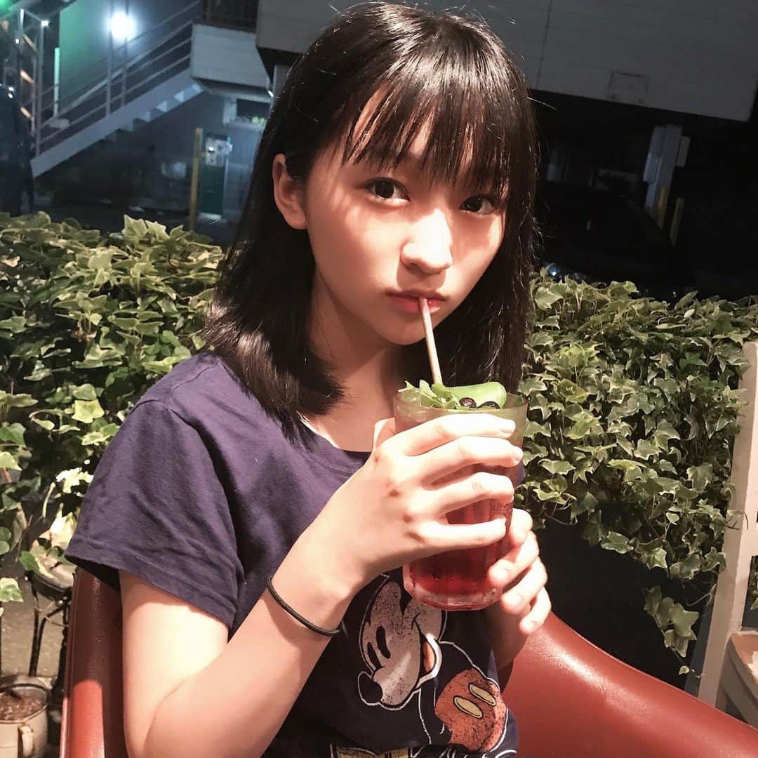 前野えまさんのインスタグラム写真 - (前野えまInstagram)「レッスン前のひととき🍹 ・ ・ #ブルーベリー #ミント #ソーダ #🍹 ...