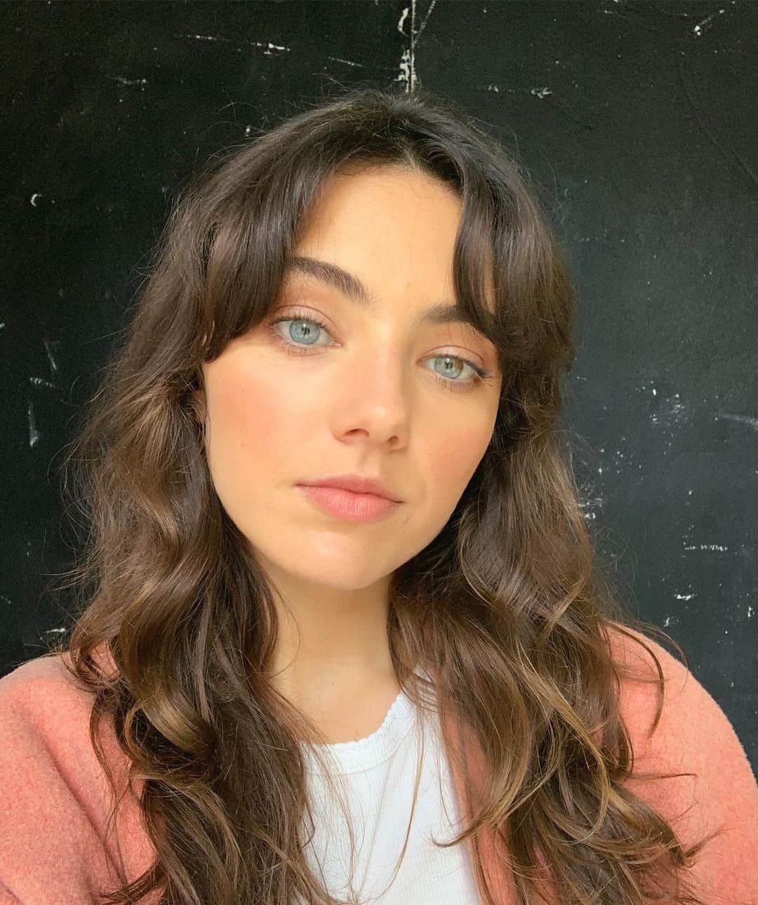 Amelia Zadroのインスタグラム：「Ever more appreciative for every job and every day on set with other humans after the last few months in isolation. Also incredibly happy to be working with a true leader in ethical and sustainable fashion in the UK @peopletreeuk ! Thanks team for all the socially-distanced lols, dances & dnms in between shots 💛」