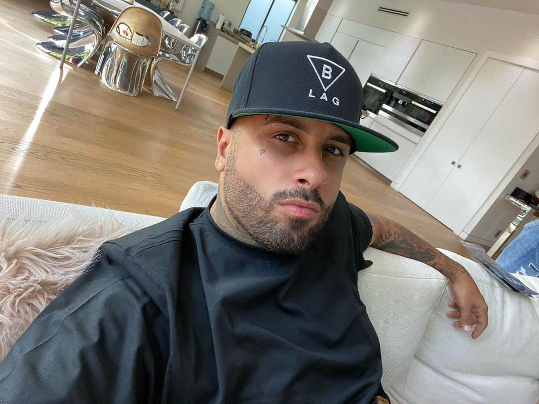 NICKY JAMさんのインスタグラム写真 - (NICKY JAMInstagram)「@blag_oficial  #newcollection」7月10日 6時57分 - nickyjam