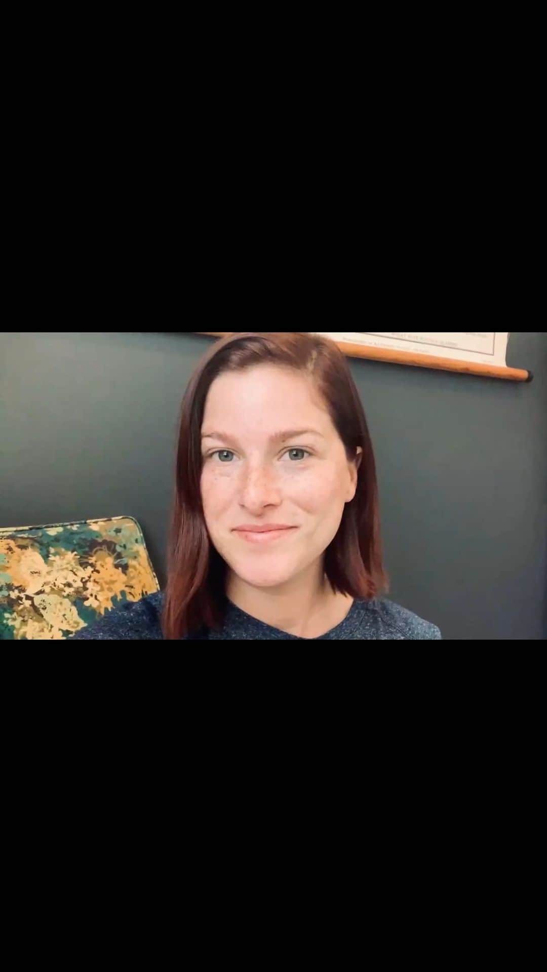 キャサディー・ポープのインスタグラム：「You have the chance to actually make a difference right now with the @vingproject!    VING, as in giVING, asks teens in the US "If you had $1,000 to give to a person in need, who would you VING it to?" If you're 14-18, you can create a video nominating someone (18+) that you know who is in need of some extra $ right now. Send it to info@vingproject.org and mention I sent you!」