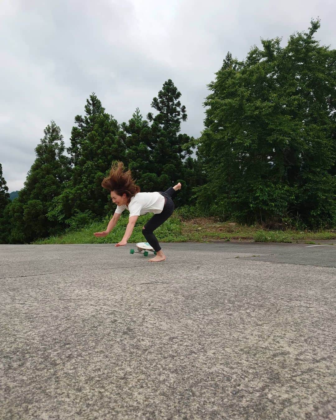 藤森由香のインスタグラム：「現実はこうである。 Reality was...... #Xperia1Ⅱ　#Xperia #連写」