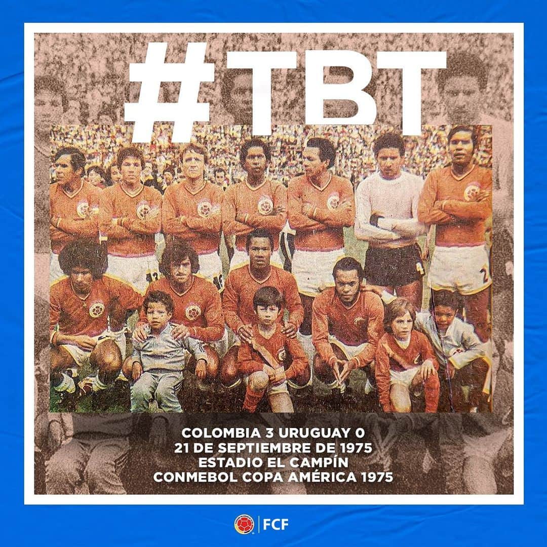 サッカー コロンビア代表チームのインスタグラム：「⌛ Regresamos en el tiempo #TBT⌛  🇨🇴 3⃣-0⃣ 🇺🇾  🏆 Copa América de 1975  🏟️ El Campín ⚽ Édgar Angulo, Willington Ortiz y Ernesto Díaz  ¡Qué equipazo! 👇🏼」