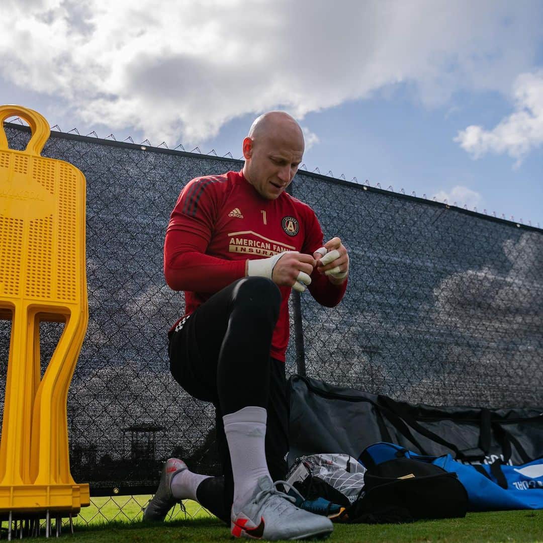 ブラッド・グザンのインスタグラム：「Focus and concentration!  @atlutd 📸: @j10gonzalez」