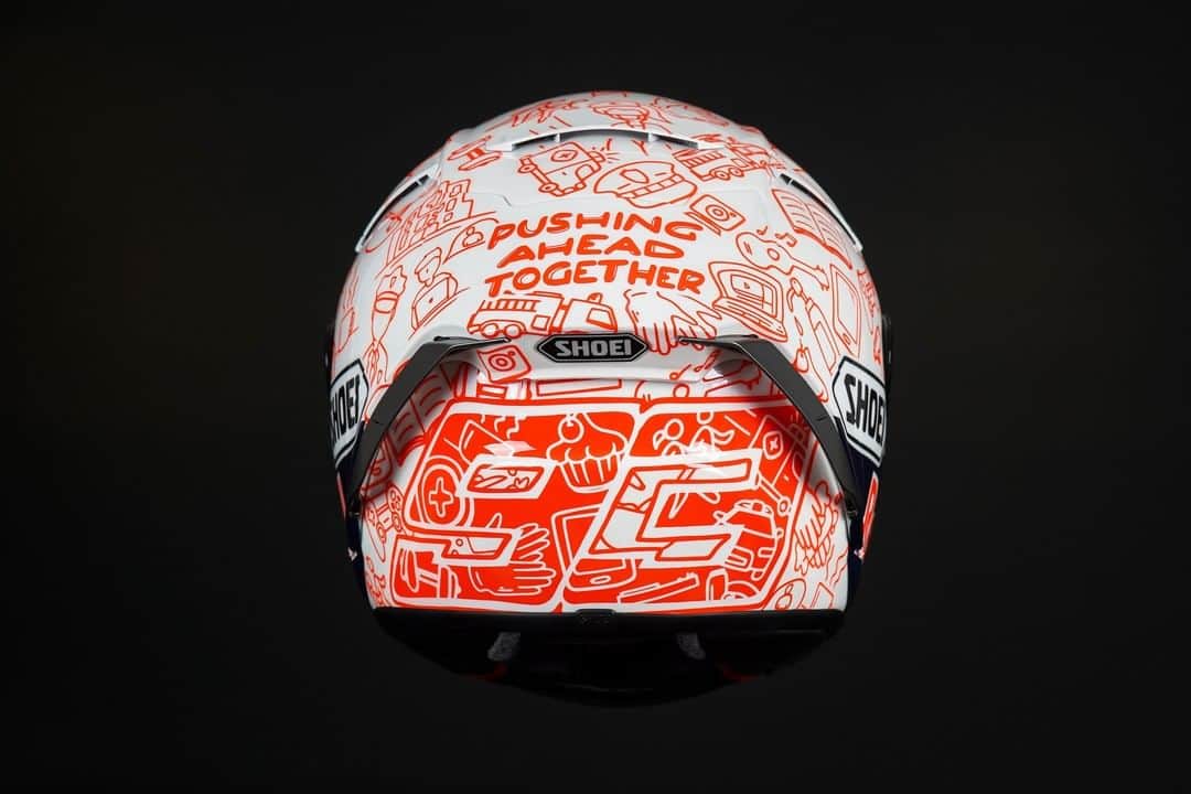 MotoGPさんのインスタグラム写真 - (MotoGPInstagram)「Special helmets for a special cause! 👏 Check out the cool designs @marcmarquez93  and @alexmarquez73 will use at the #SpanishGP to honour those leading the fight against COVID-19! 💪 #MM93 #AM73 #MotoGP」7月9日 23時00分 - motogp