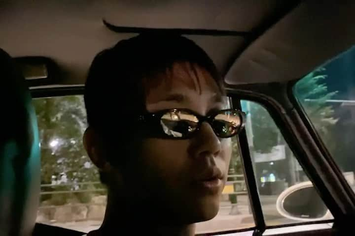 ジュヨンのインスタグラム：「Midnight drive 😎」