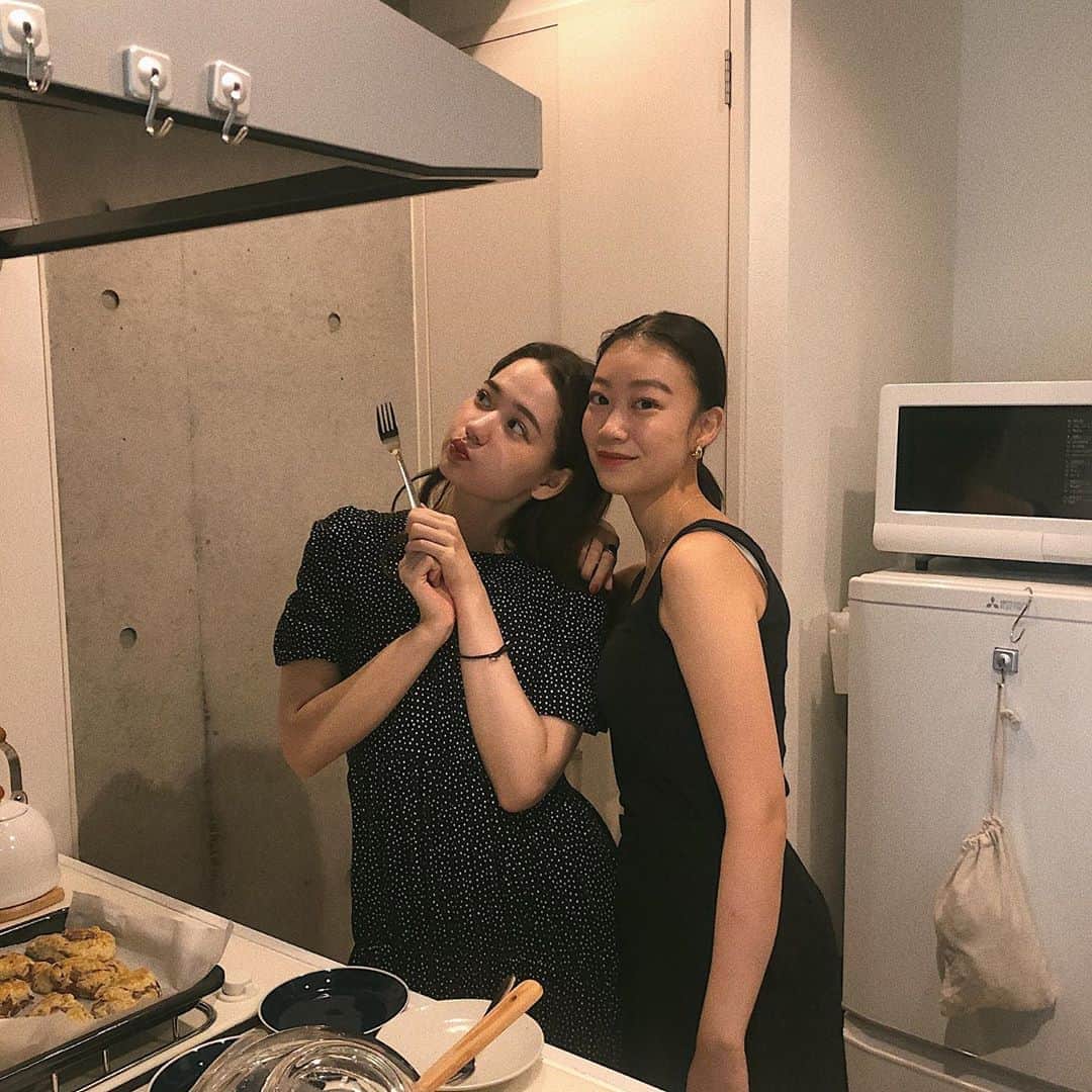 加藤愛里クリスティーナのインスタグラム：「. 🍪🍯🍴 #あいたんと愉快な仲間たち」