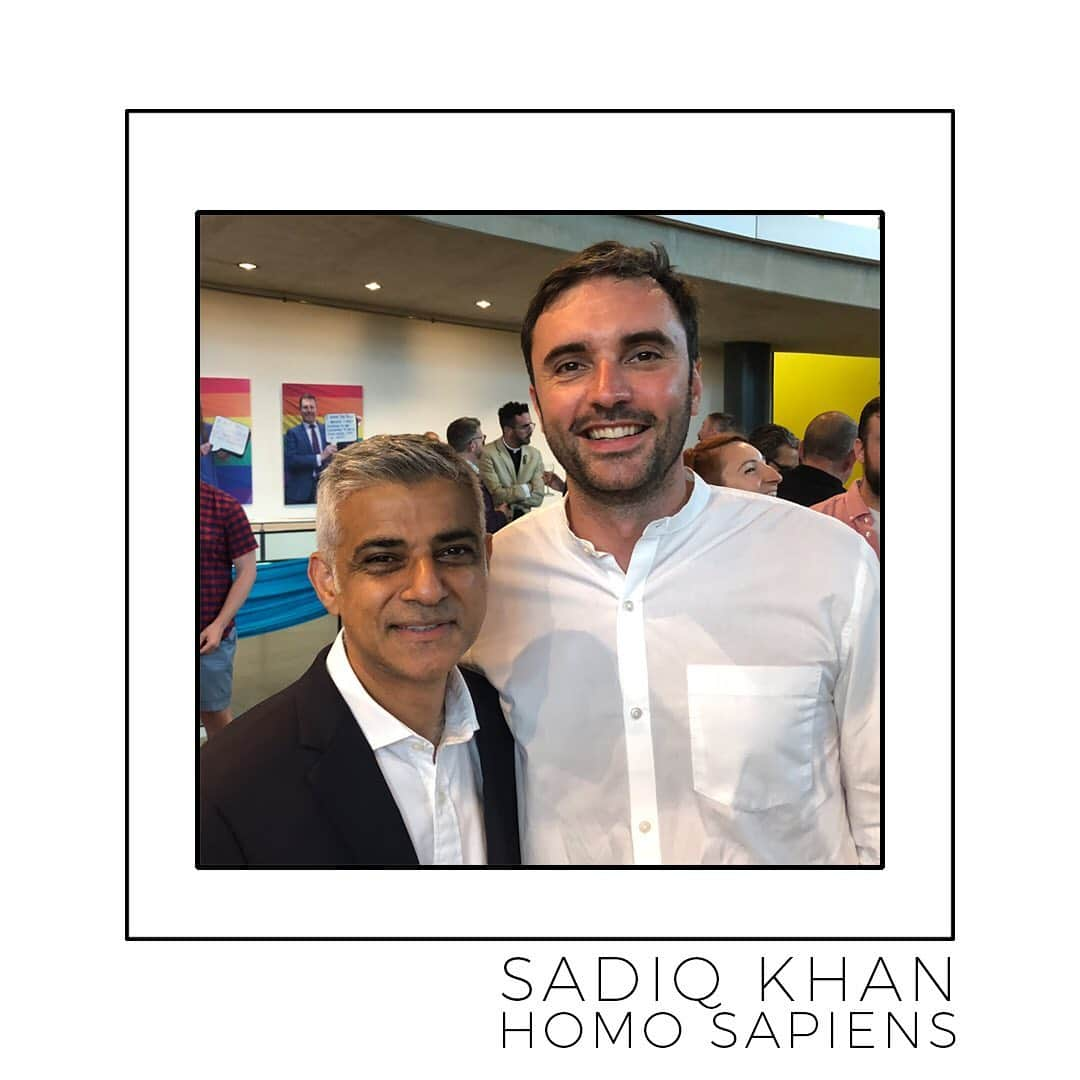 アラン・カミングさんのインスタグラム写真 - (アラン・カミングInstagram)「The latest episode of @HomoSapiens is out today. @chrissweeney chats to the Mayor of London  @sadiq about LGBTQ+ issues and saving London’s gay bars. Who else has been to Duckie? ➡️ Link in @HomoSapiens Bio #HomoSapiens」7月10日 0時29分 - alancummingreally