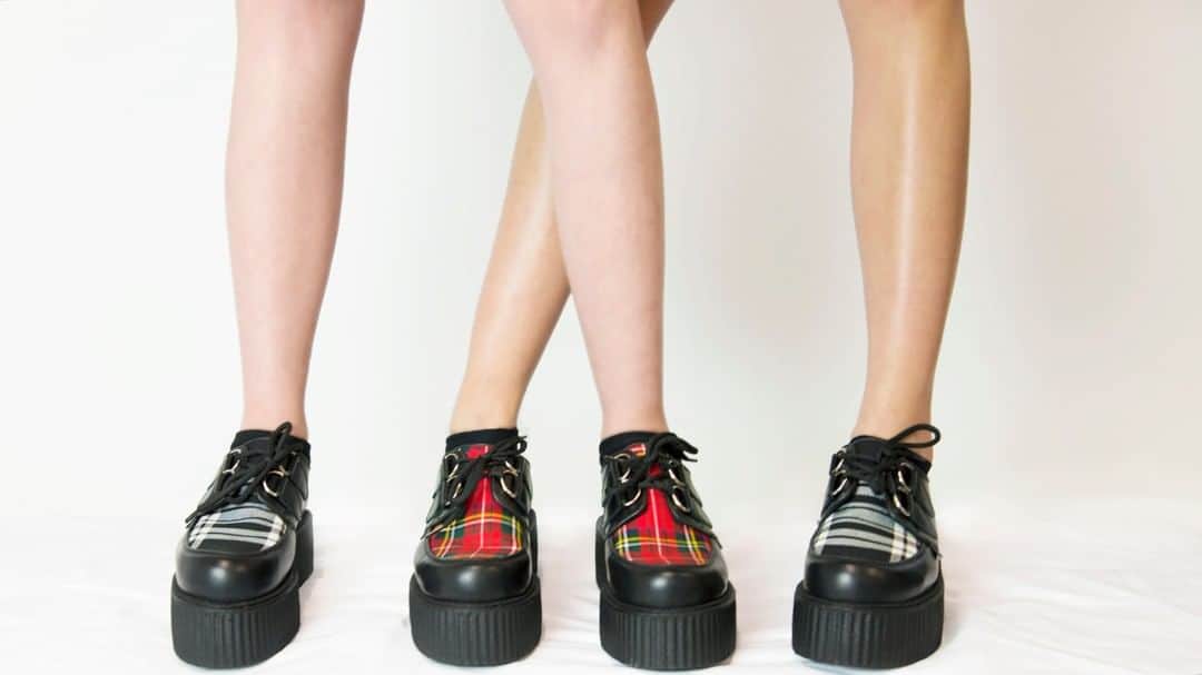 アンダーグラウンドのインスタグラム：「The Original Wulfrun Creeper- these limited edition versions are back in stock . With sensible and sustainable production we produce these in small batches avoiding wasteful production. We only use authentic British Tartan that is woven in a family owned mill.⁠ ⁠ Available from our online store.」