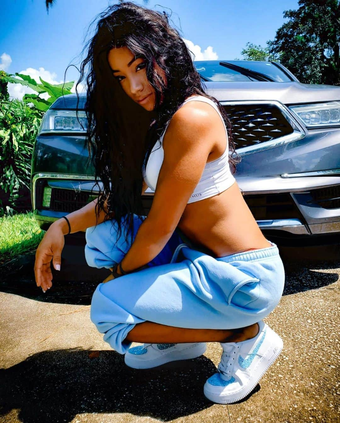 サシャ・バンクスさんのインスタグラム写真 - (サシャ・バンクスInstagram)「Baby phat 🐈 💋  kicks by @dripcreationz」7月10日 1時09分 - themercedesvarnado