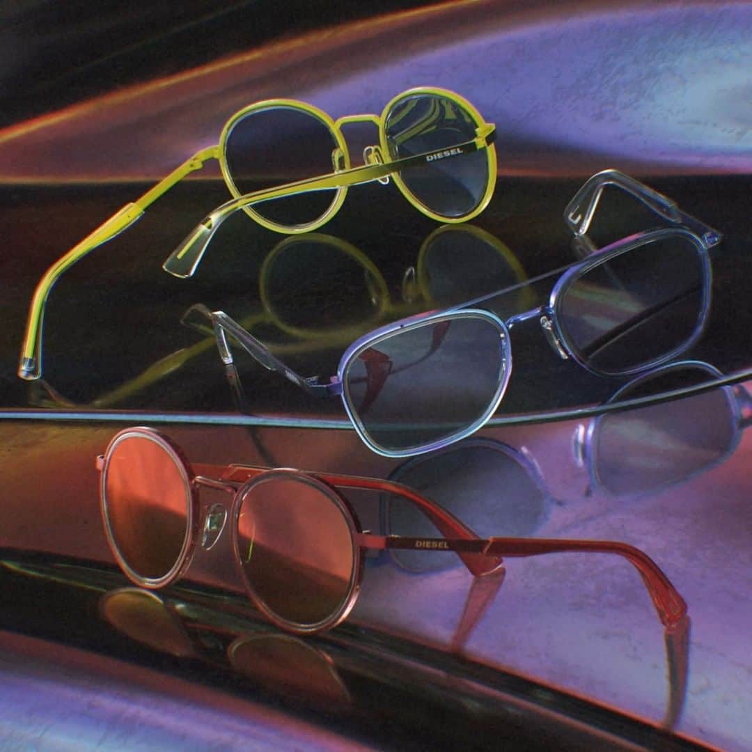 ディーゼルのインスタグラム：「Don’t be afraid to stand out. Fuel the fluo with Diesel new Eyewear collection. #dieseleyewear」