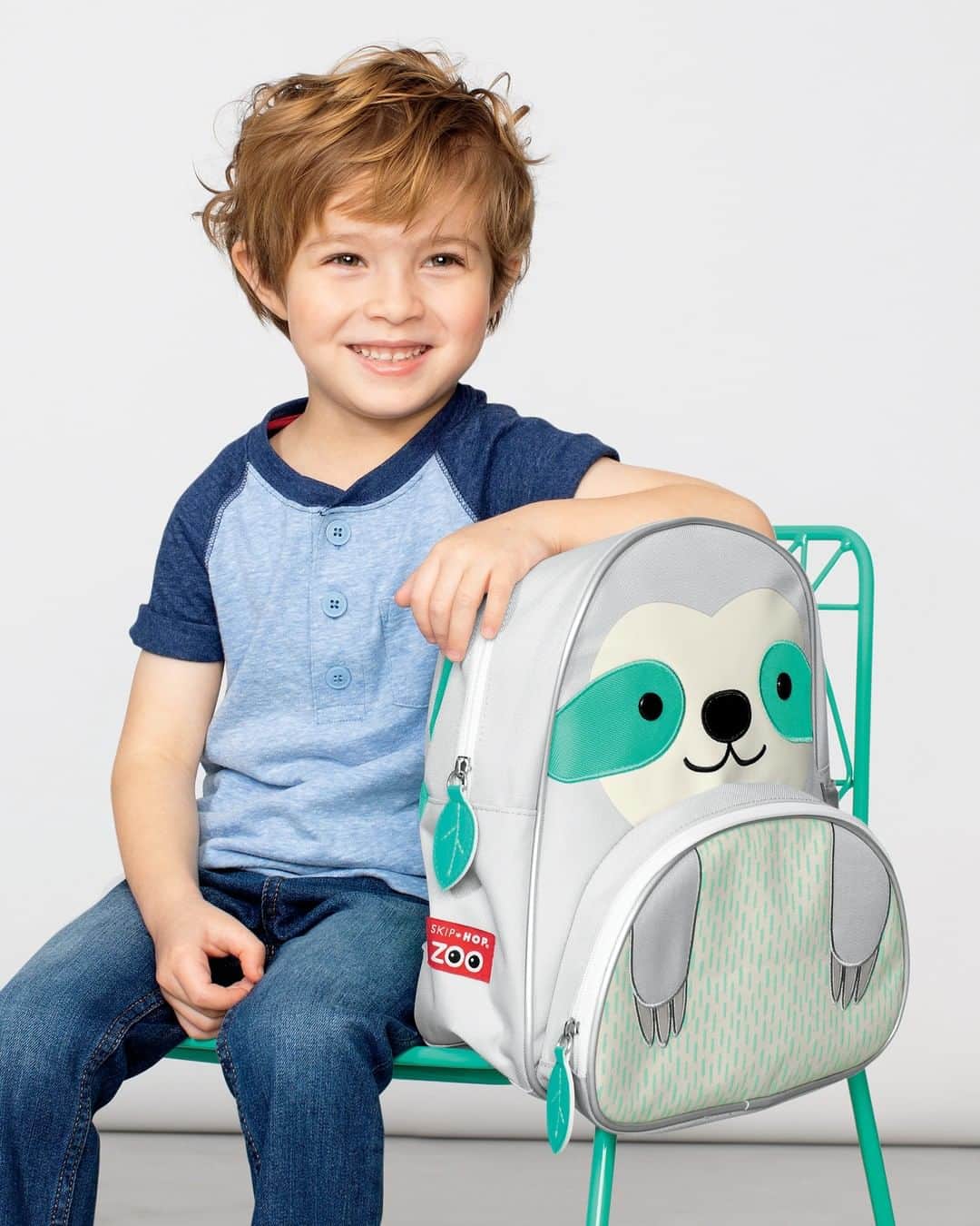 Skip Hopさんのインスタグラム写真 - (Skip HopInstagram)「Don't snooze on this one! 💤Our Sage Sloth backpack just joined the ZOO® Crew—fill 'er up for summer fun! ☀️  #slothlife #toddlerlife #skiphop」7月10日 1時32分 - skiphop