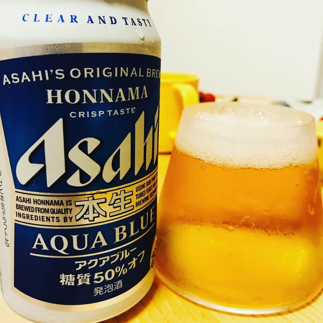 堀井亮佑のインスタグラム：「めちゃくちゃ久しぶりに本生という概念に触れた。ザ、少し前の発泡酒という感じでもはや懐かしい　#beer #堀井ビールログ」