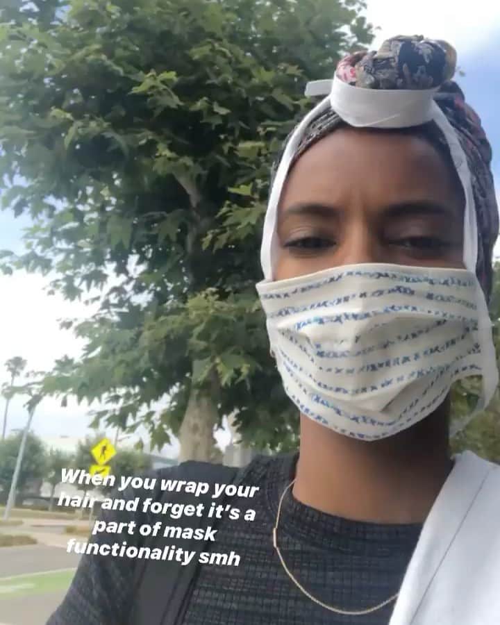 グレースマハリーのインスタグラム：「Send help」