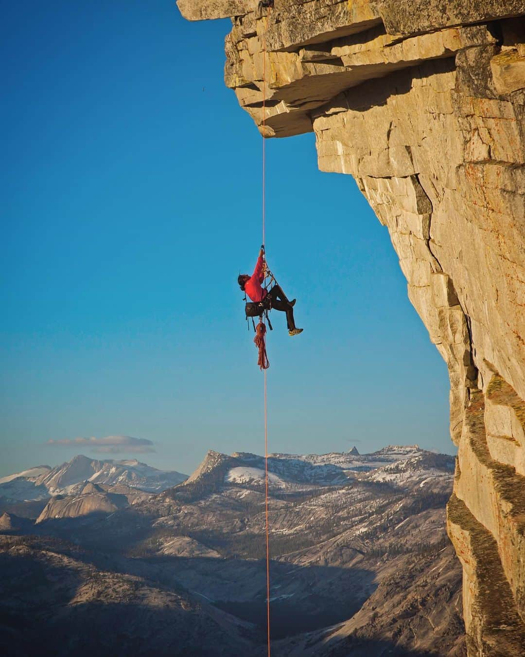 ジミー・チンさんのインスタグラム写真 - (ジミー・チンInstagram)「Stoked to be one of the camp counselors at @thenorthface’s Summer Basecamp this July. My teammates and I will be leading summer camp activities that you and your kids can learn and do right from your own backyard. (Don’t worry...ascending ropes on Half Dome will not be in the lesson plan. 😂) Learn more about #TNFsummerbasecamp and reserve a spot for you and your camper, link in bio. 📸 by @mikeylikesrocks」7月10日 2時46分 - jimmychin