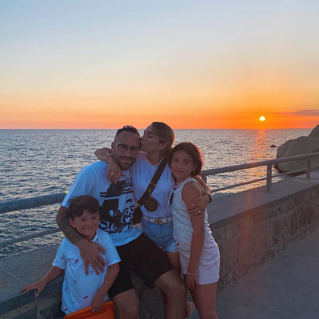 ジェシカ・スターリングのインスタグラム：「El mejor combo❤️❤️🌅」