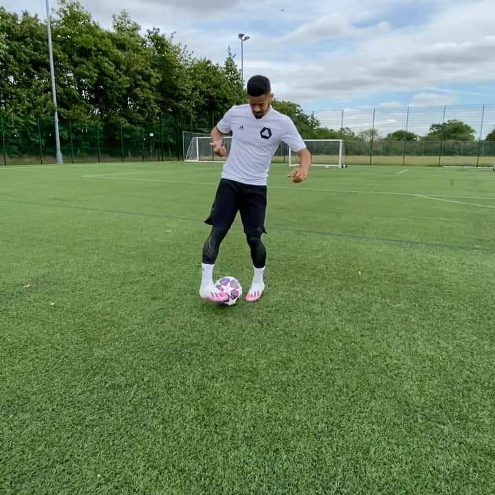 F2Freestylersのインスタグラム：「My heads still spinning! 🤪💫🌪」