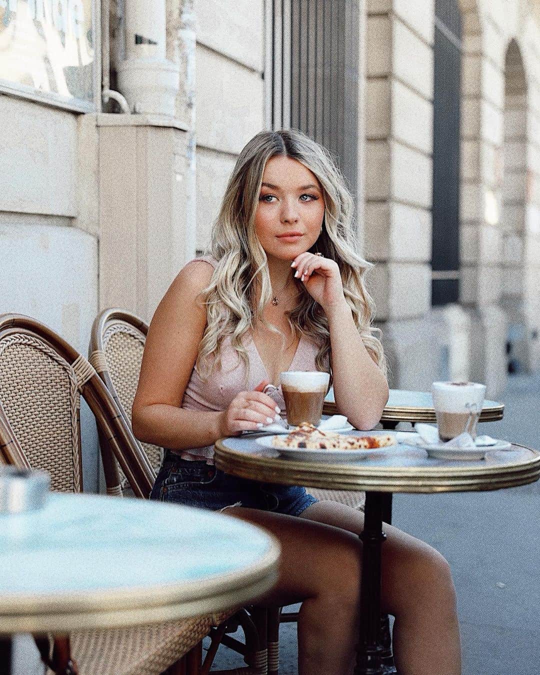 トーリ・ウェブスターのインスタグラム：「photo dump from a summer in Europe that I miss dearly 🥺 what I would do to be sitting on rooftop in Paris with a dry rosé & a bread stick 🥖💔📰🍷」
