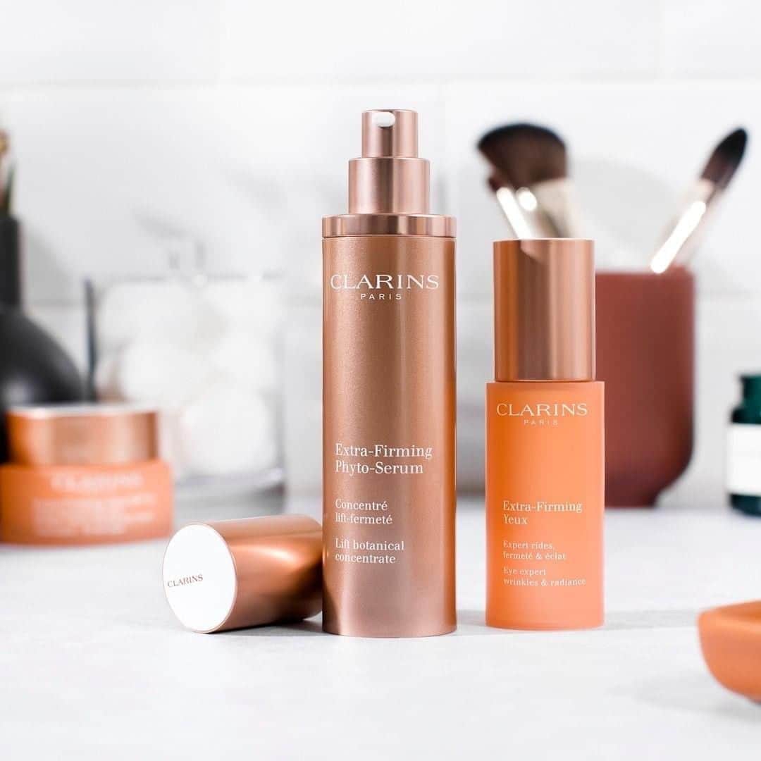 Clarins Canadaさんのインスタグラム写真 - (Clarins CanadaInstagram)「So that loss of firmness and radiance are no longer a concern for women with⁣ a busy lifestyle, Extra-Firming Phyto-Serum offers an immediate and visible double lift effect & Extra-Firming Yeux instantly enhances the eye area.✨⁣ __________⁣ Pour que la perte de fermeté et d’éclat ne soit plus un souci pour les femmes au rythme de vie intense, Clarins vous propose Extra-Firming Phyto-Sérum, au double effet lift immédiat & Extra-Firming Yeux qui illumine instantanément le regard.✨⁣ .⁣ .⁣ .⁣ 📸 : @clarinsuk⁣ #Clarins #ItsAllAboutYou #ExtraFirming」7月10日 10時35分 - clarinscanada