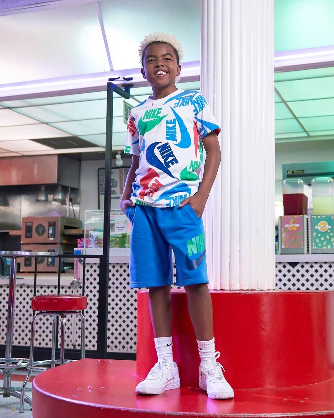 Foot Lockerさんのインスタグラム写真 - (Foot LockerInstagram)「Summer Fresh 💯 Cop Kids #Nike apparel online」7月11日 1時30分 - footlocker