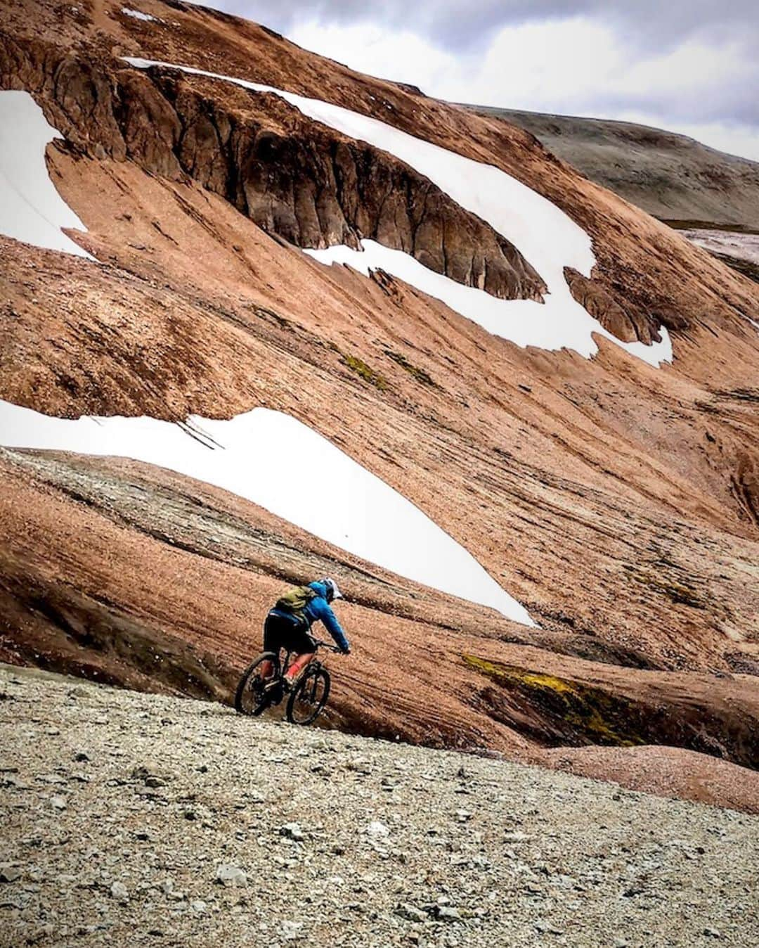 patagoniaさんのインスタグラム写真 - (patagoniaInstagram)「In Coyhaique, Chile, the ghostly trails left by decades of resource extraction may offer a path toward a new recreation-based future—but only if they’re mapped before they disappear. Read the story on The Cleanest Line through the link in bio. Photo: @maf_max」7月11日 0時10分 - patagonia