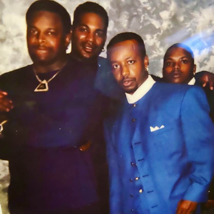 MCハマーのインスタグラム：「Me,Wee and my loved one Big A 🦾💯 We kept it velvet ✊🏿 #415 Flash Back Friday #flashbackfridays」
