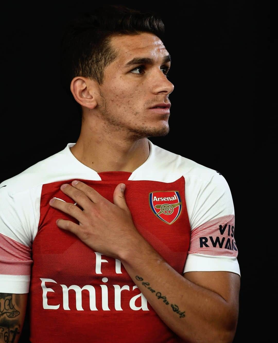 アーセナルFCさんのインスタグラム写真 - (アーセナルFCInstagram)「🗓 #onthisday in 2018...⁠ ⁠ 🦁 Lucas #Torreira became a Gunner!⁠ ⁠ #Arsenal #LT11 #AFC」7月10日 17時05分 - arsenal