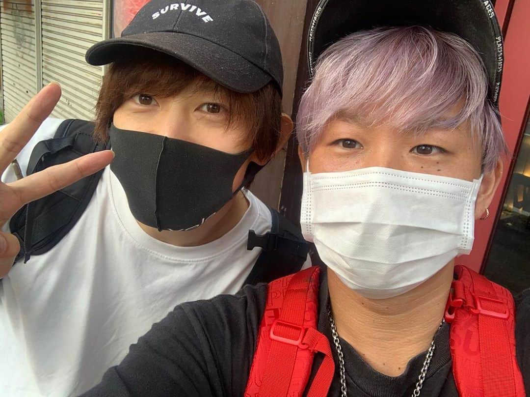大木貴之のインスタグラム：「@djkenta_yolo とミーティング👍 エンタメ業界も変わらないといけない。 今スポーツや音楽業界で出来る事をやっていく。  #スポーツ #音楽 #yolo #人生一度きり」