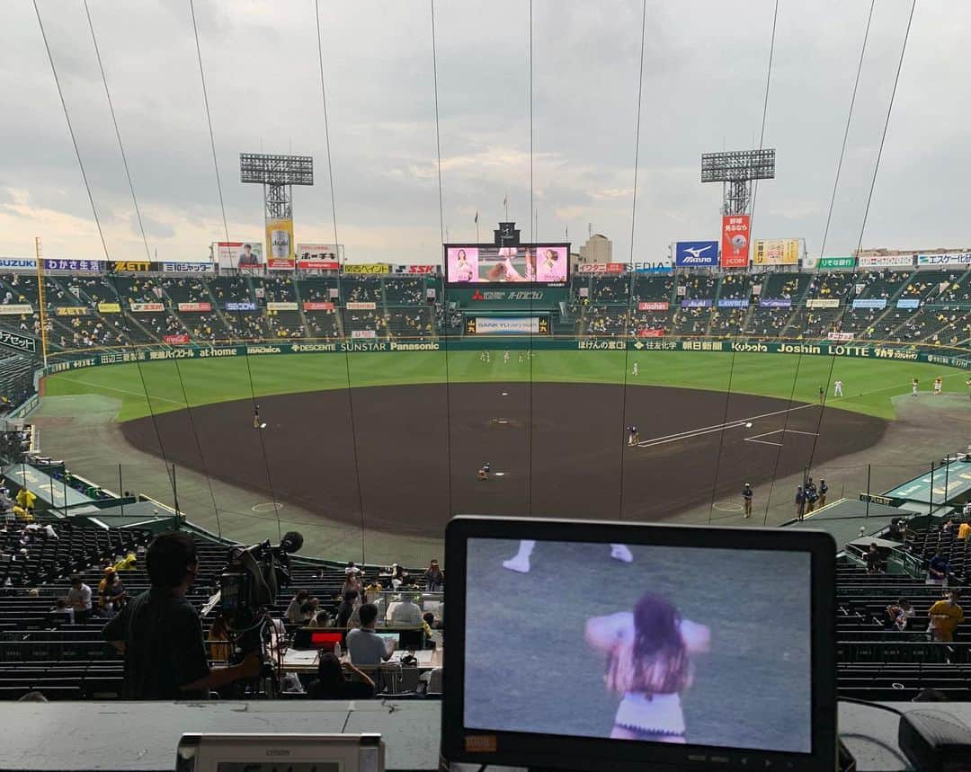 関本賢太郎さんのインスタグラム写真 - (関本賢太郎Instagram)「今日から観客動員⚾️ まだまだ少ないですがやっとファンのみんなと一緒に戦えますね💥 一緒に戦いましょう🔥 ✴︎ ✴︎ #ABCラジオ #AM1008 #FM933 #ABCフレッシュアップベースボール #阪神タイガース #猛虎 #開幕戦 #プロ野球開幕 #関本賢太郎」7月10日 18時36分 - sekimoto_kentaro