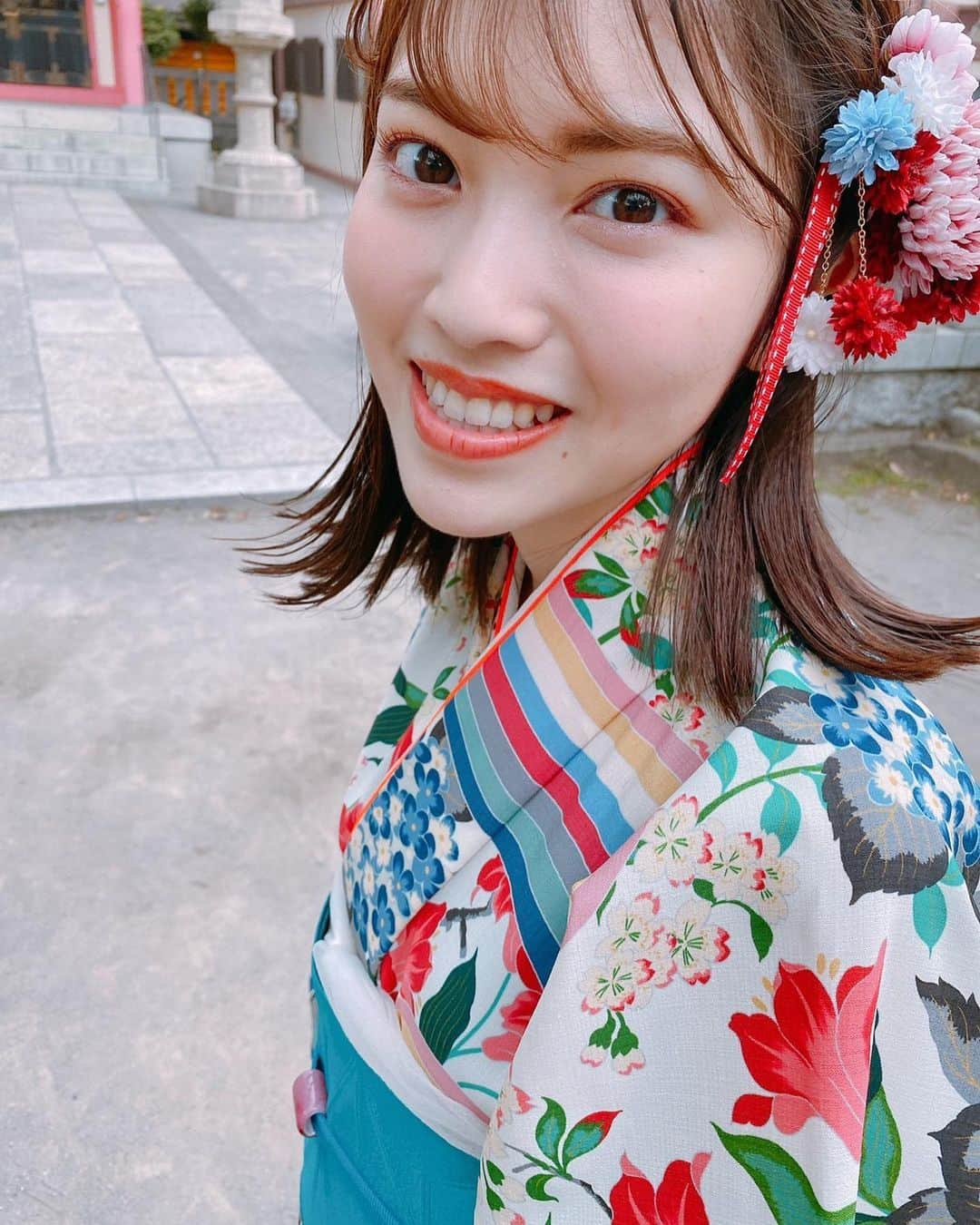 石原夏織さんのインスタグラム写真 - (石原夏織Instagram)「本日発売の声優アニメディアの表紙を飾らせていただいてます🌼久々の表紙とても嬉しいです😍 可愛い浴衣👘などたくさんの衣装で素敵に撮っていただきました💕2nd Album「Water Drop」についてもたくさん話しているのでぜひチェックしてみてくださいね💓  #声優アニメディア #2nd_album #water_drop #浴衣 #👘 #ふりふ #三松 #夏 #石原夏織」7月10日 18時47分 - ishiharakaori_official