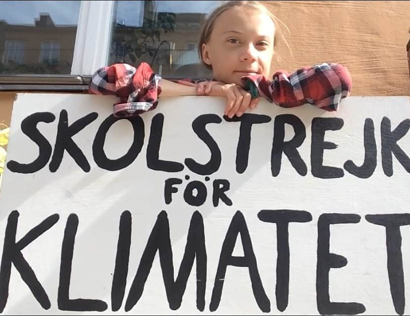 グレタ・トゥーンベリさんのインスタグラム写真 - (グレタ・トゥーンベリInstagram)「School strike week 99. The climate crisis doesn’t go on summer holiday, so we keep on protesting. #climatestrikeonline  #StayAtHome #fridaysforfuture #schoolstrike4climate #flattenthecurve」7月10日 19時00分 - gretathunberg