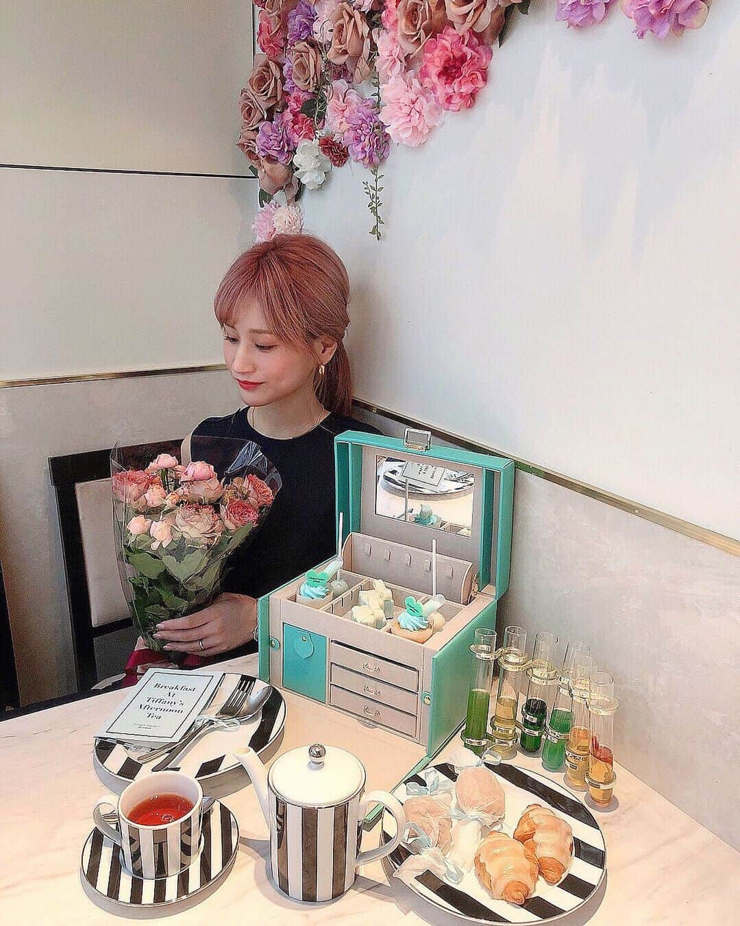 都築青空のグルメインスタ