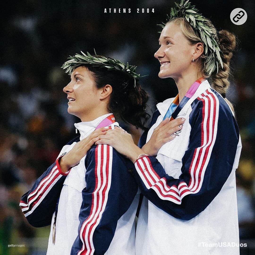 USA Volleyballさんのインスタグラム写真 - (USA VolleyballInstagram)「Icons being iconic. What was your favorite Misty & Kerri Olympic win? #TeamUSADuos  (Repost @teamusa)」7月10日 19時10分 - usavolleyball