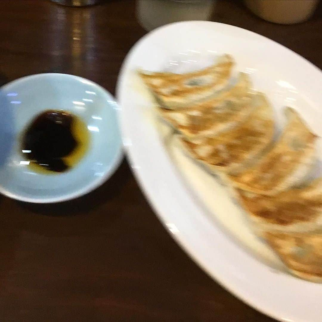 木村ひさしさんのインスタグラム写真 - (木村ひさしInstagram)「最高のおっさんの晩ごはん。 長浜や　チャーハンセット＋餃子 ボケまくり #最高のおっさんのラーメン  #2020チャレンジ第一弾」7月10日 19時14分 - kimura.hisashi