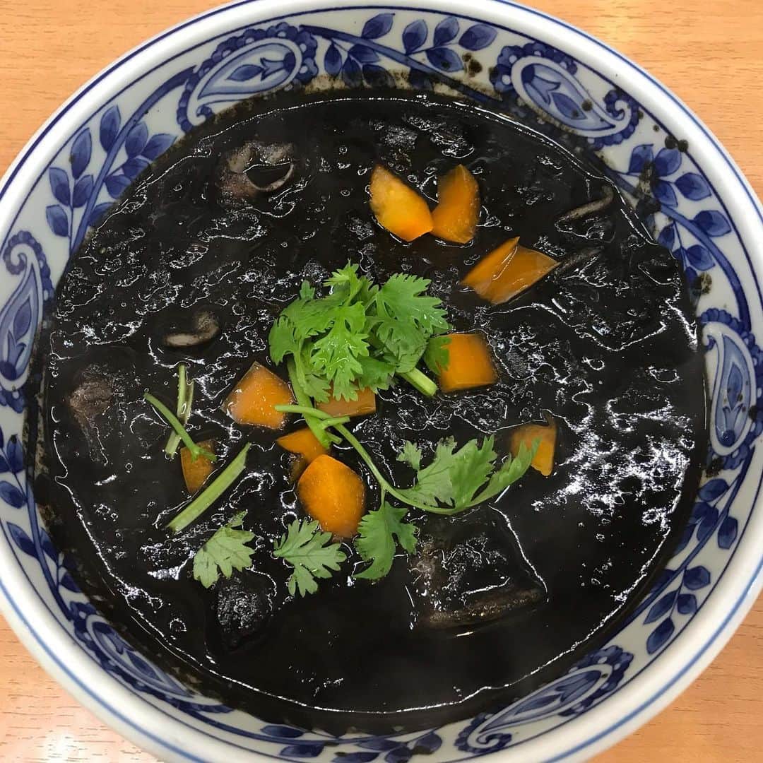 砂山圭大郎のグルメインスタ