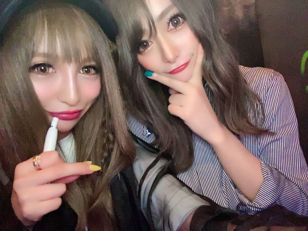 海咲茜のインスタグラム：「. 大好きハンナ🧡 久々遊んで鬼語りしてた🥺🌻 . またすぐ飲も🧡🧡 楽しかった〜🥰 . #キャバクラ#キャバ嬢#シャンパン ##撮影#前髪#ヘアメイク#instagood#likeforlikes#likeforfollow#instalove #lavan#新宿#歌舞伎町#六本木#銀座#西麻布#大阪#北新地#ミナミ#신주쿠#가부키초#한국#얼짱패션」