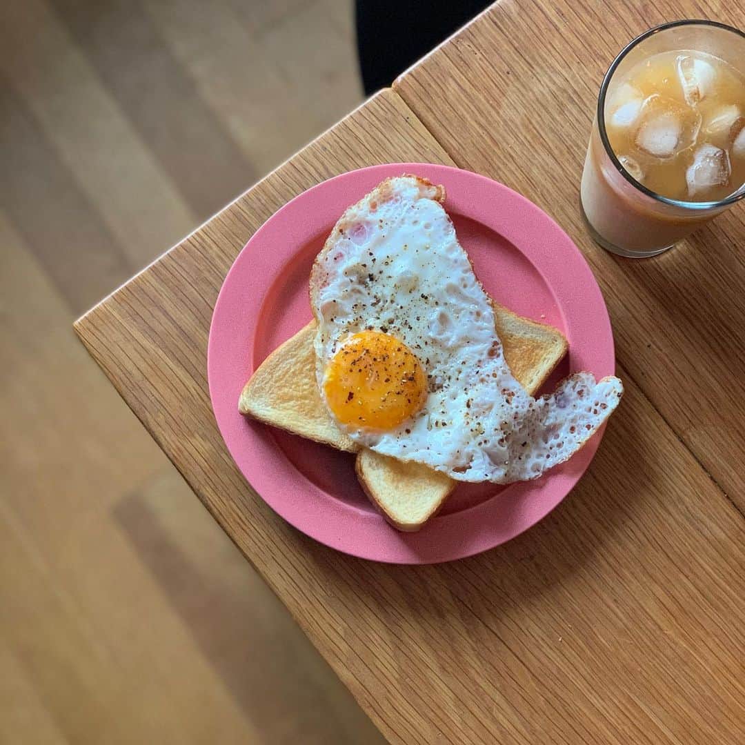 ゆきほのインスタグラム：「調味料の種類は少ない方が勝ちだと思ってる。スパイスは逆 . #egg#イイホシユミコ」