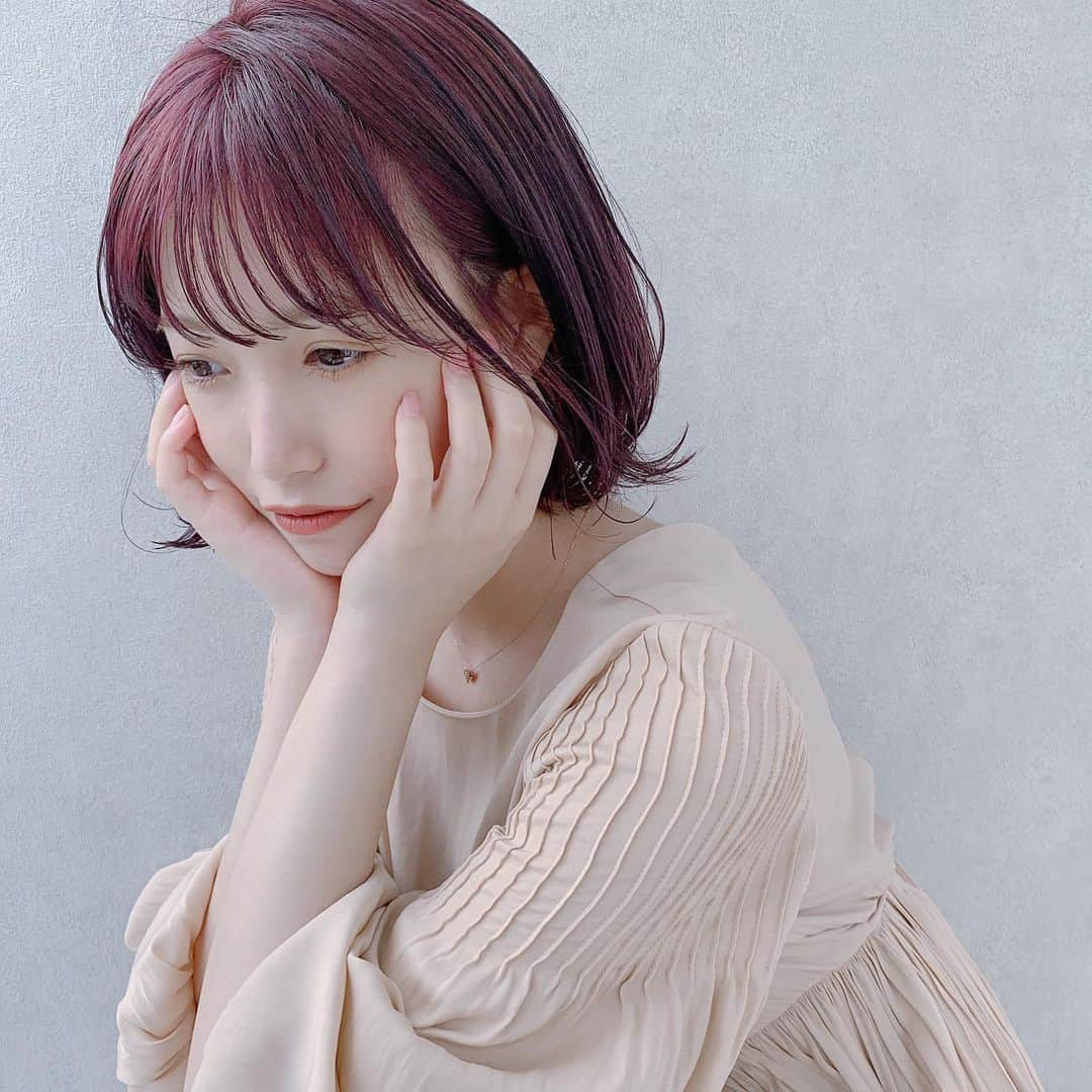 朝長美桜さんのインスタグラム写真 - (朝長美桜Instagram)「ホワイトラベンダー🤍💜﻿ お久しぶりの #わたるマジック でした🧚‍♀️﻿ ありがとうございました💐﻿ ﻿ 今回も可愛いカラーで透明感たっぷりで嬉しいです🌼﻿ ﻿ ﻿ #わたるマジック#美容室#ラベンダーカラー#透明感カラー#リリーブラウン#lilybrown」7月10日 20時45分 - miochan_0517