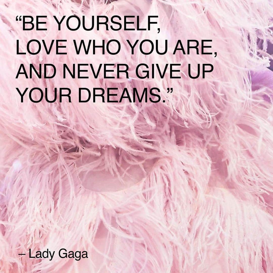 のインスタグラム：「#ValentinoVoceViva  Individuality as a trait to share and to embrace.  The Maison is pleased to announce @ladygaga as the face of Valentino Voce Viva, the new fragrance expressing the Maison’s values of inclusivity and personality.」