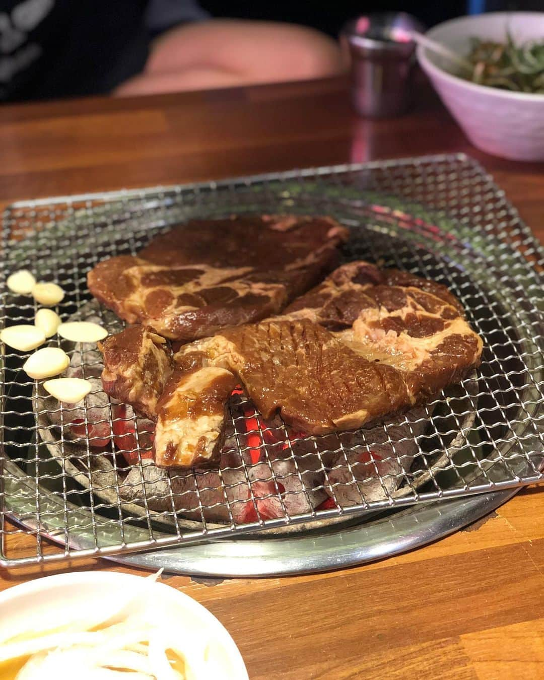 ヒョクジン さんのインスタグラム写真 - (ヒョクジン Instagram)「🍖 🥩🍴」7月10日 21時00分 - 100per_hj