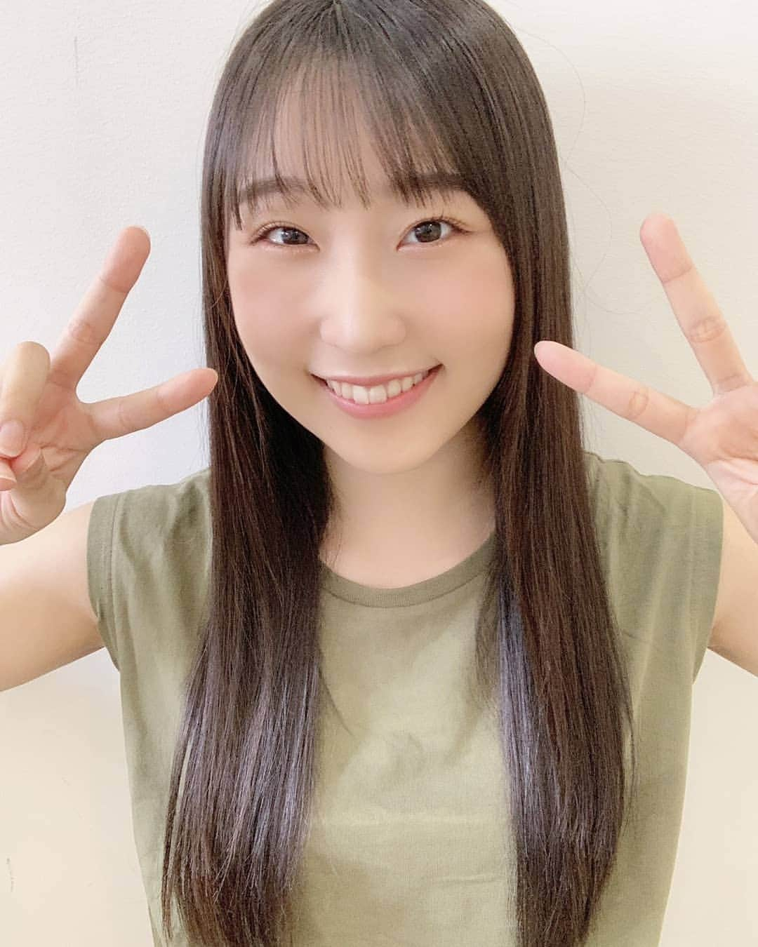 Juice=Juiceさんのインスタグラム写真 - (Juice=JuiceInstagram)「こんばんは！段原瑠々です🧡  【Hello! Project 2020 Summer COVERS 〜The Ballad〜】明日から始まります🌷 気をつけて来てください！みんなで気をつけようね✊ お会いできるのを楽しみにしてます！  #juicejuice  #段原瑠々 #helloproject  #ハロプロ #ハロコン  #バラード  #カバー」7月10日 21時12分 - juice_juice_official