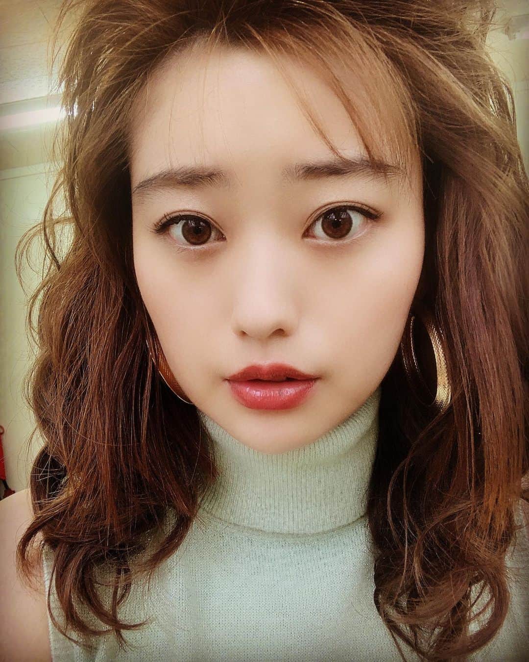 冨手麻妙のインスタグラム
