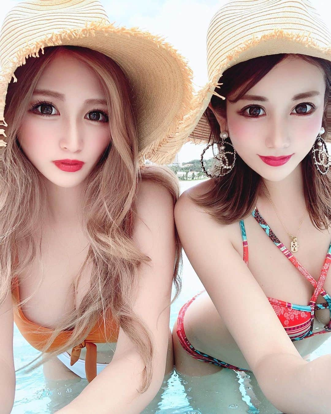 さーぽんさんのインスタグラム写真 - (さーぽんInstagram)「. ありちゅと麦わら帽子お揃い👼💓🎐👒 #麦わら帽子　#水着　#水着女子」7月10日 22時15分 - rk_27829